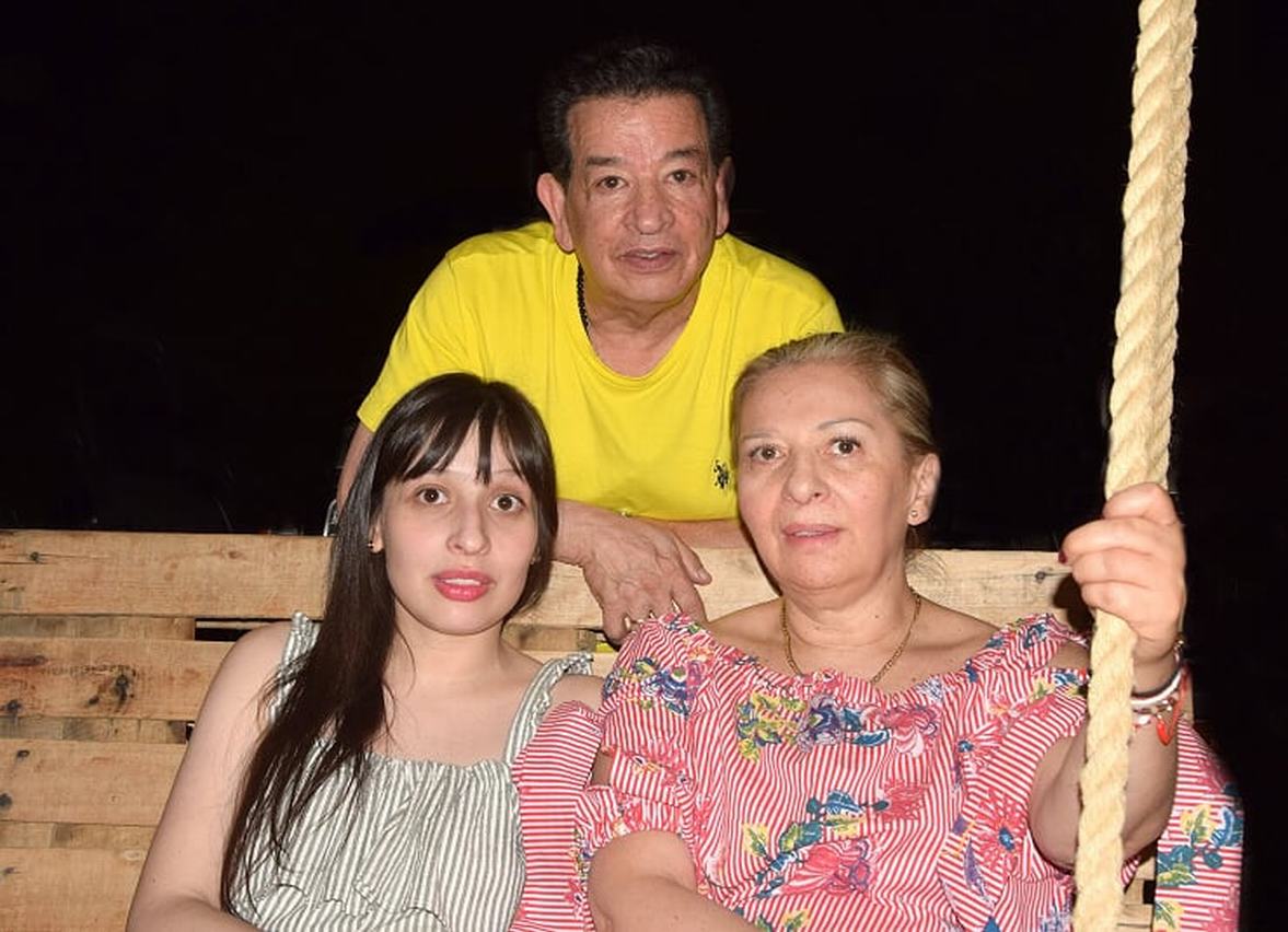 Juanita Motta Granados, Jesús Augusto Motta Vargas y Johana Granados de Motta.